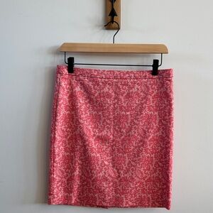 🌸 Reitmans Pink Floral Pencil Skirt
Size 4P (Petite)